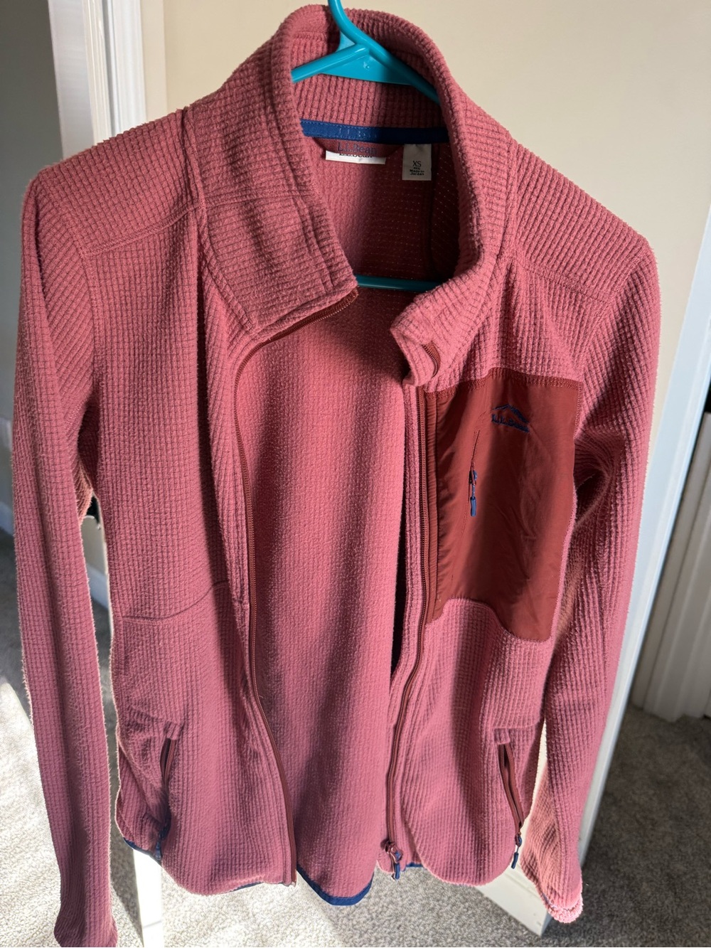 L.L. Bean Women’s mauve Waffle-Knit Lightweight Jacket